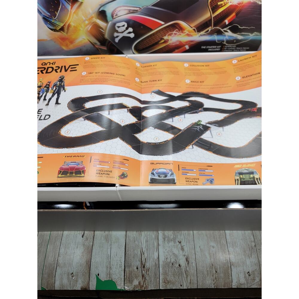 Anki Overdrive Robotic Battle Racing Kit 3 Cars Track Complete Set - Picture 7 of 8